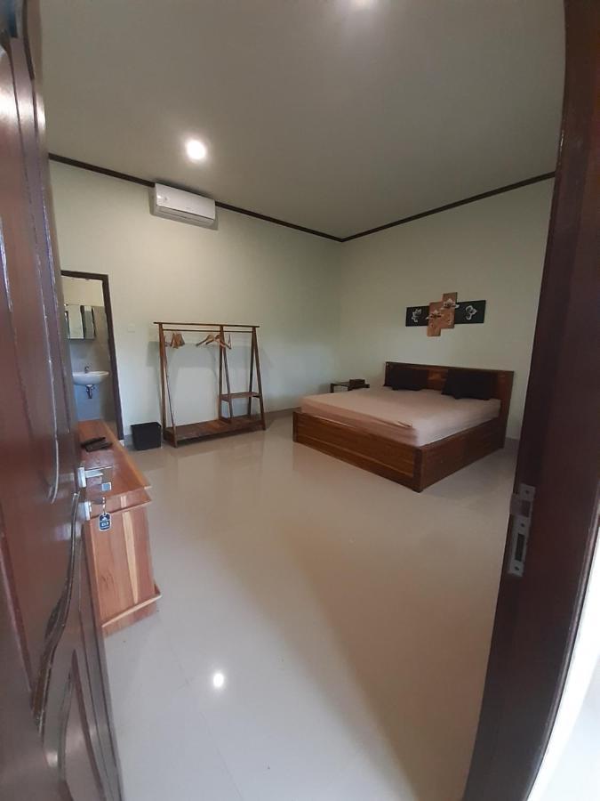 Kamala Hotel Selong Belanak Exterior foto