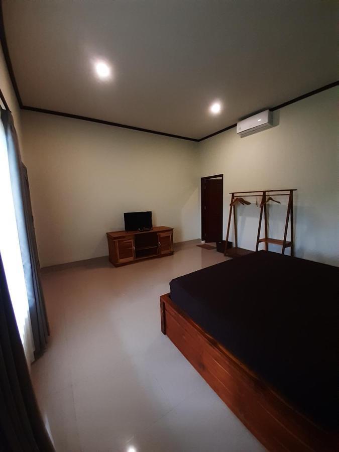 Kamala Hotel Selong Belanak Exterior foto