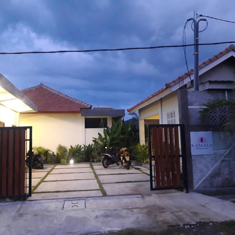Kamala Hotel Selong Belanak Exterior foto